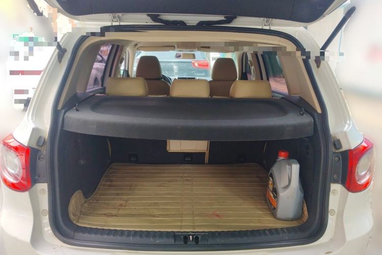 Used Volkswagen Tiguan 2010 1.8 TSI Automatic Two-Wheel Drive Urban Edition Trunk