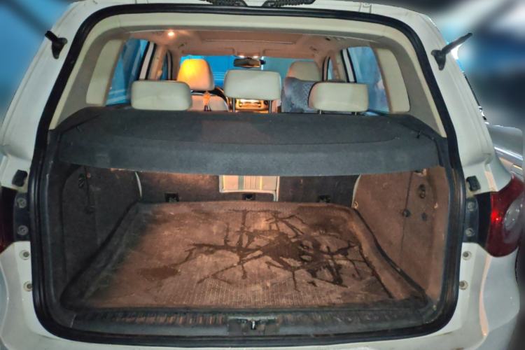 Used Volkswagen Tiguan 2010 1.8TSI Automatic All-Wheel-Drive Elite Edition Trunk
