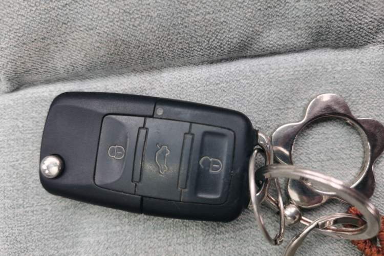 Used Volkswagen Tiguan 2010 2.0 TSI Automatic All-Wheel Drive Flagship Navigation Edition Vehicle Key
