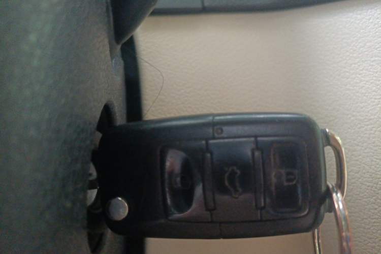 Used Volkswagen Tiguan 2010 2.0 TSI Automatic All-Wheel Drive Flagship Navigation Edition Vehicle Key
