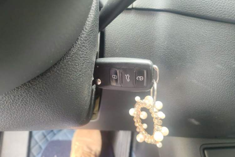 Used Volkswagen Tiguan 2010 1.8 TSI Automatic Two-Wheel Drive Trend Edition Vehicle Key