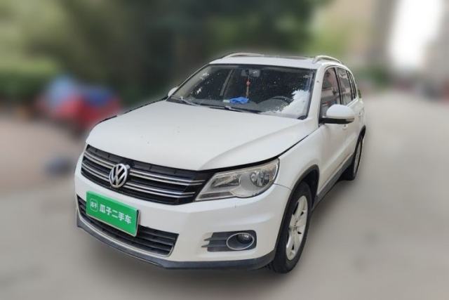 Używany Volkswagen Tiguan 2010 2.0 TSI Automatic All-Wheel-Drive Elite Edition