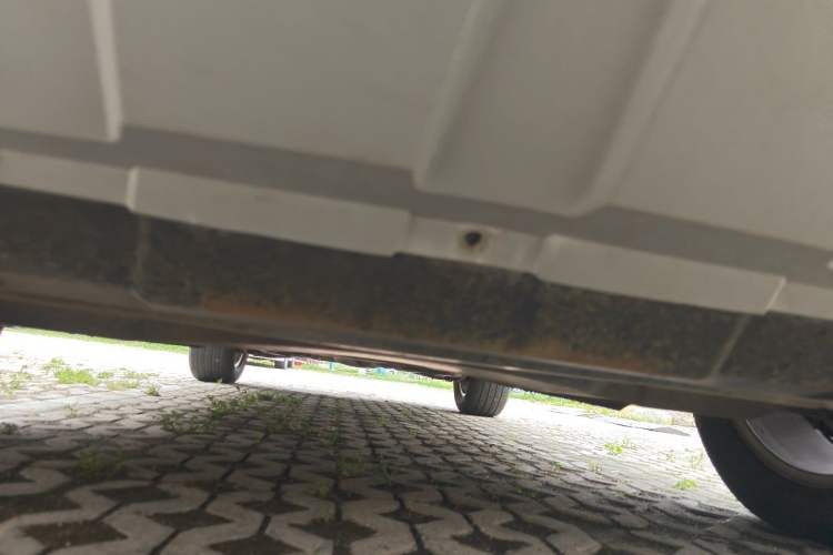 Used Volkswagen Tiguan 2011 2.0 TSI R-Line Chassis Front