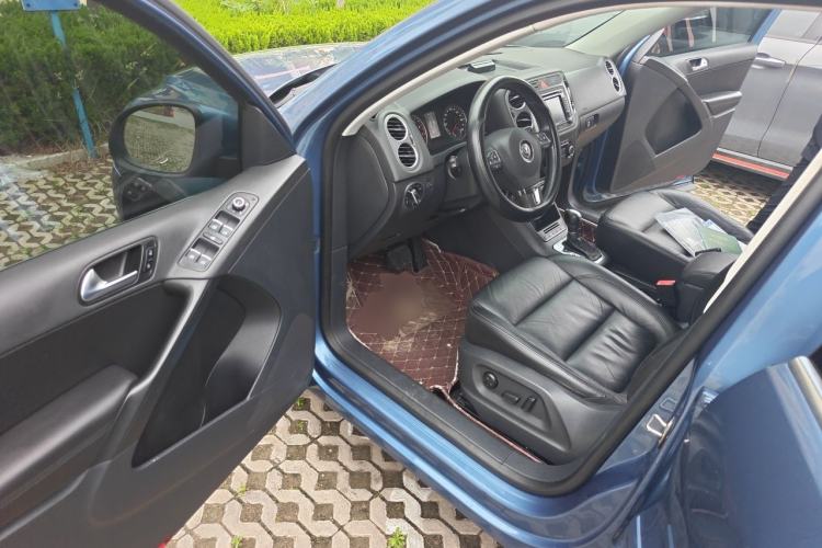 Used Volkswagen Tiguan 2011 2.0 TSI R-Line Driver Seat