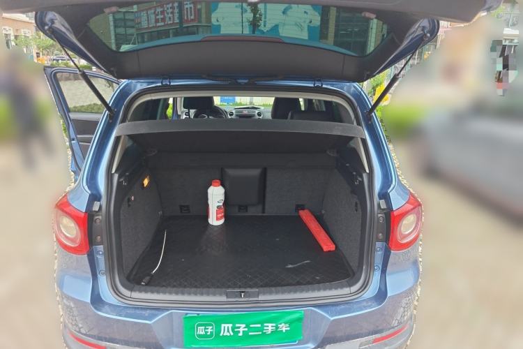 Used Volkswagen Tiguan 2011 2.0 TSI R-Line Trunk