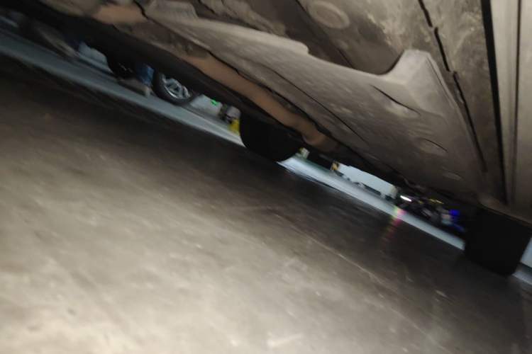 Used Volkswagen Tiguan 2011 2.0 TSI R-Line Chassis Rear Right