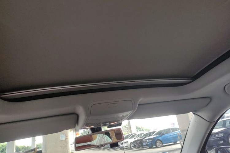 Used Volkswagen Tiguan 2011 2.0 TSI R-Line Headliner