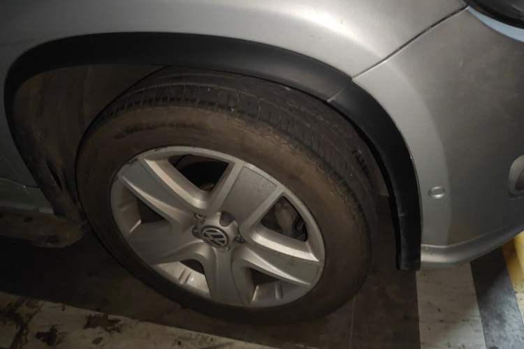 Used Volkswagen Tiguan 2011 2.0 TSI R-Line Right Front Wheel Hub