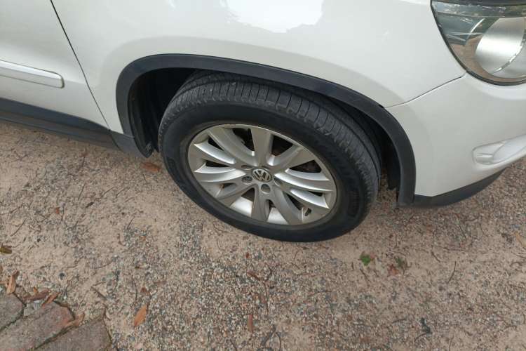Used Volkswagen Tiguan 2011 2.0 TSI R-Line Right Front Wheel Hub