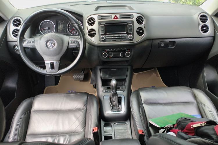 Used Volkswagen Tiguan 2012 1.8TSI Automatic Two-Wheel Drive Trend Edition Center Console