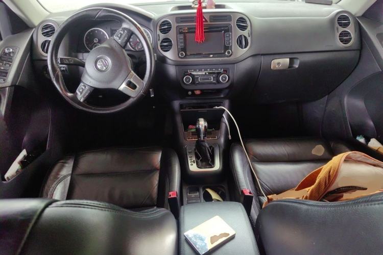 Used Volkswagen Tiguan 2012 1.8TSI Automatic Two-Wheel Drive Elite Edition Center Console