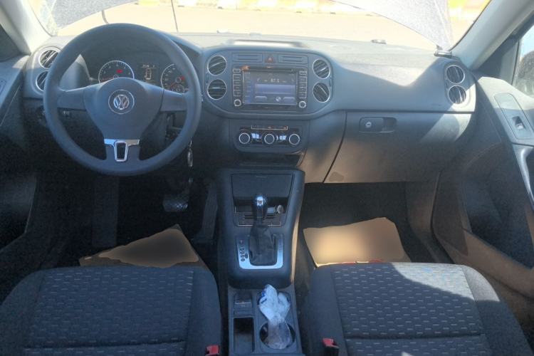 Used Volkswagen Tiguan 2012 1.8TSI Automatic Two-Wheel Drive Urban Edition Center Console