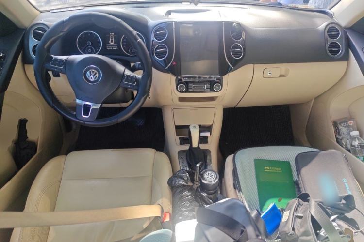 Used Volkswagen Tiguan 2012 1.8TSI Automatic All-Wheel Drive Elite Edition Center Console