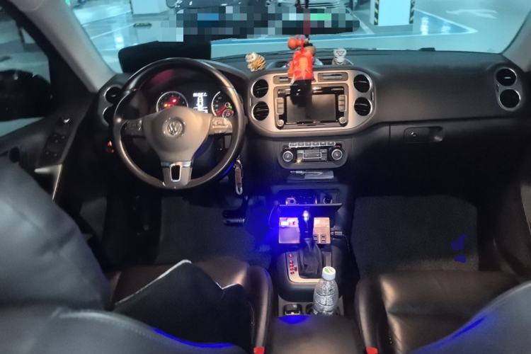 Used Volkswagen Tiguan 2012 1.8TSI Automatic All-Wheel Drive Elite Edition Center Console