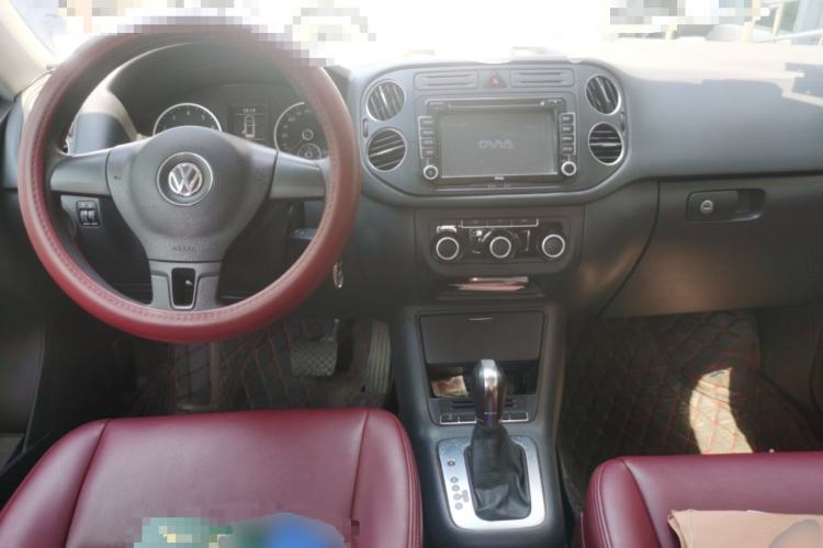 Used Volkswagen Tiguan 2012 1.8TSI Automatic Two-Wheel Drive Urban Edition Center Console