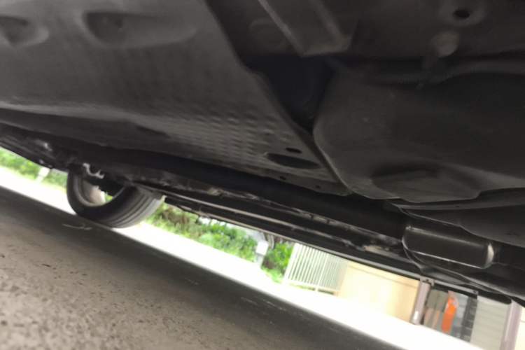 Used Volkswagen Tiguan  Chassis Rear Left