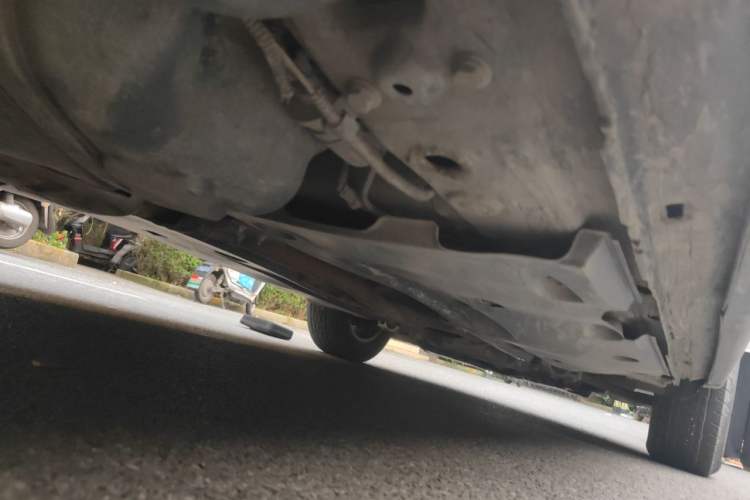 Used Volkswagen Tiguan 2012 1.4TSI Manual Two-Wheel-Drive Urban Edition Chassis Rear Right
