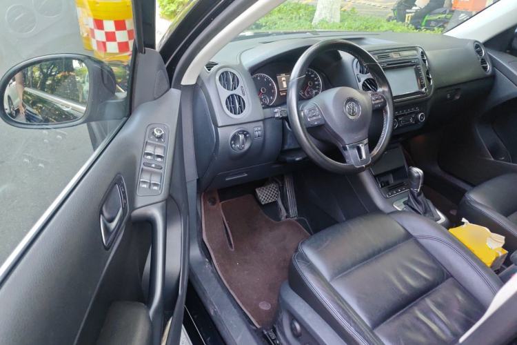 Used Volkswagen Tiguan 2012 2.0 TSI Comfort Edition Driver Seat