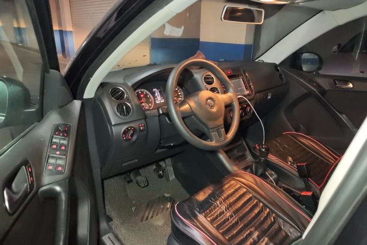 Used Volkswagen Tiguan 2012 1.8TSI Manual Two-Wheel Drive Urban Edition Driver Seat
