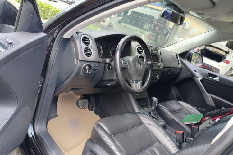 Used Volkswagen Tiguan 2012 1.8TSI Automatic Two-Wheel Drive Trend Edition Driver Seat