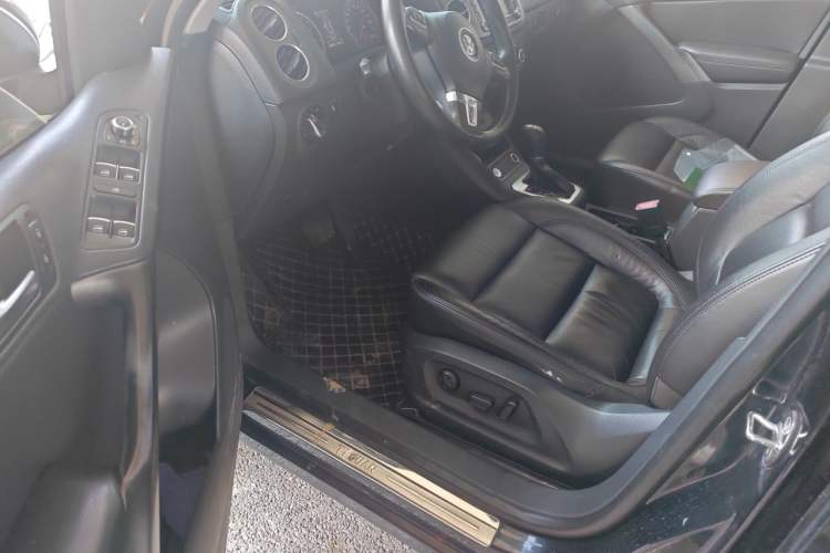 Used Volkswagen Tiguan 2012 1.8TSI Automatic All-Wheel Drive Fashion Edition Driver Seat