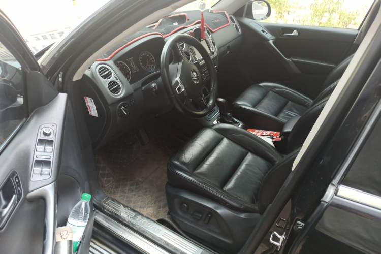 Used Volkswagen Tiguan 2012 1.8TSI Automatic All-Wheel Drive Elite Edition Driver Seat