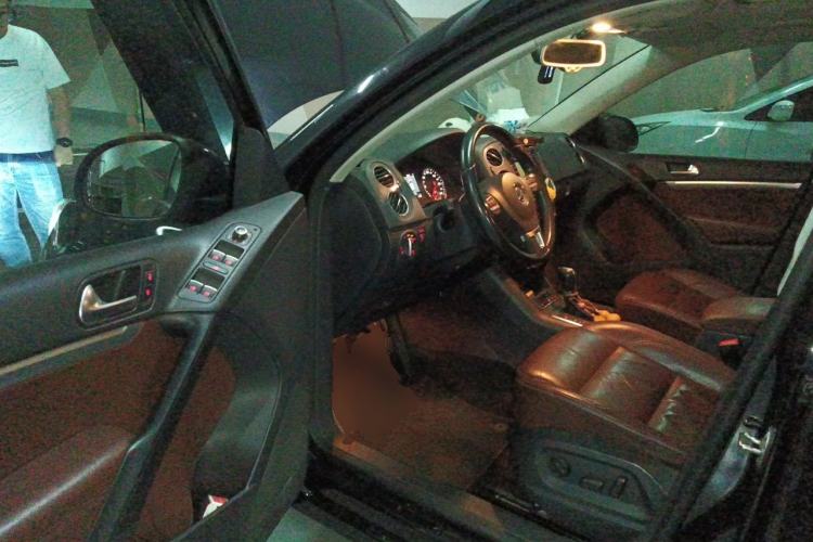 Used Volkswagen Tiguan 2012 2.0 TSI Comfort Edition Driver Seat