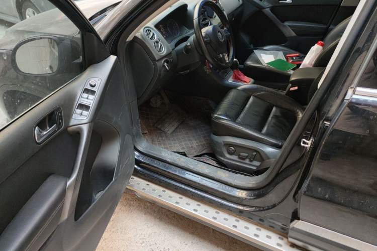 Used Volkswagen Tiguan 2012 1.8TSI Automatic Two-Wheel Drive Elite Edition Driver Seat