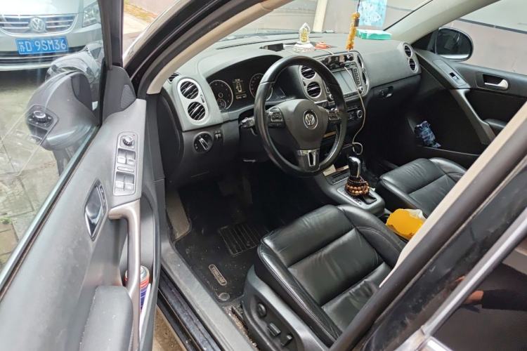 Used Volkswagen Tiguan 2012 1.8TSI Automatic All-Wheel Drive Elite Edition Driver Seat