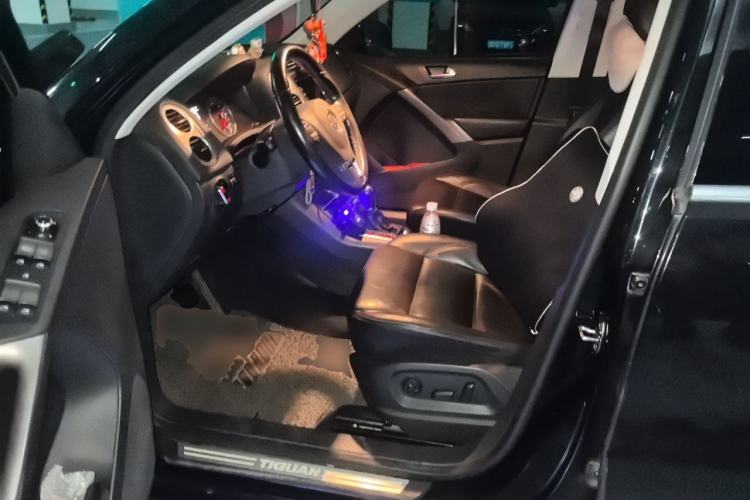 Used Volkswagen Tiguan 2012 1.8TSI Automatic All-Wheel Drive Elite Edition Driver Seat