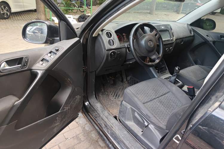 Used Volkswagen Tiguan 2012 1.8TSI Manual Two-Wheel Drive Urban Edition Driver Seat