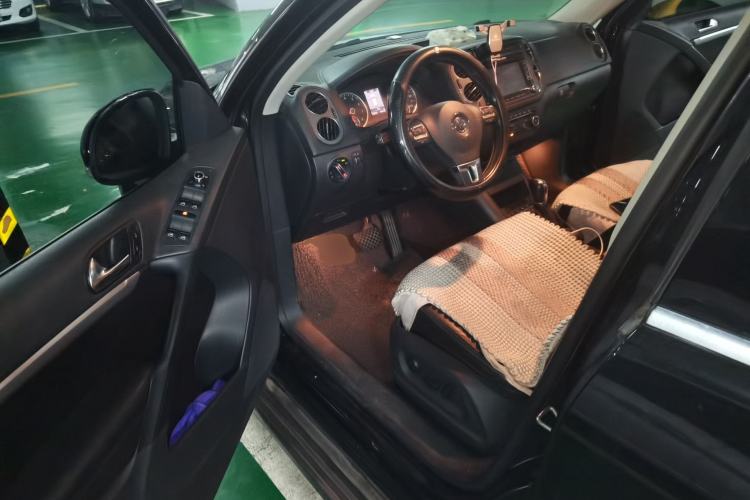 Used Volkswagen Tiguan 2012 2.0 TSI Comfort Edition Driver Seat