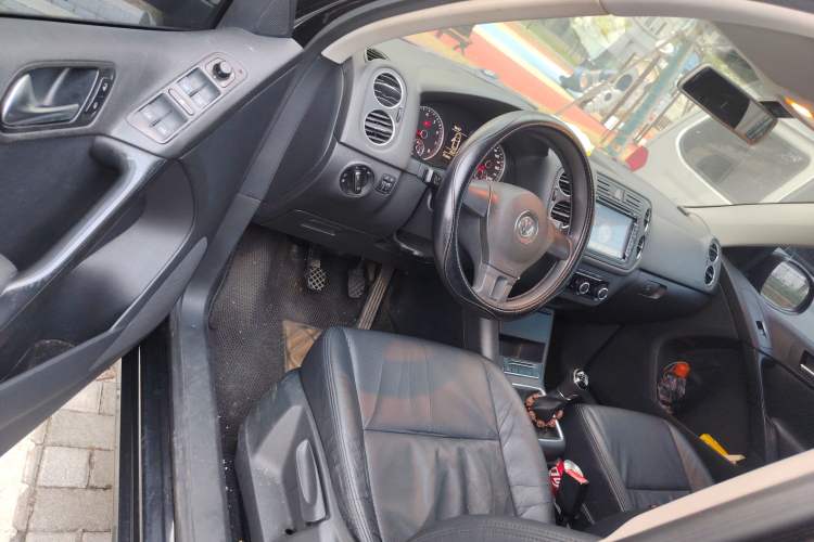 Used Volkswagen Tiguan 2012 1.8TSI Manual Two-Wheel Drive Urban Edition Driver Seat