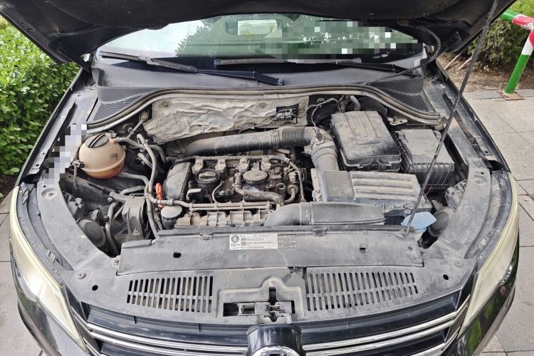 Used Volkswagen Tiguan 2012 1.8TSI Automatic Two-Wheel Drive Zhaoshi Edition Engine Bay