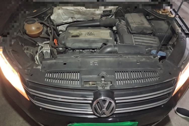 Used Volkswagen Tiguan 2012 1.8TSI Manual Two-Wheel Drive Urban Edition Engine Bay