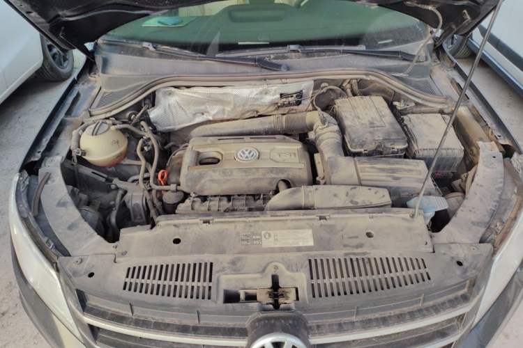Used Volkswagen Tiguan 2012 1.8TSI Manual Two-Wheel Drive Urban Edition Engine Bay