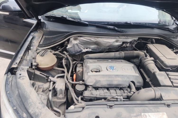 Used Volkswagen Tiguan 2012 1.8TSI Automatic All-Wheel Drive Elite Edition Engine Bay