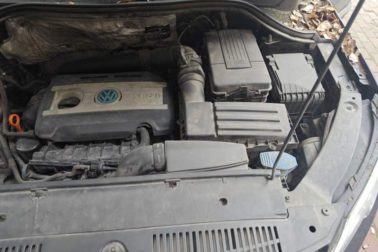 Used Volkswagen Tiguan 2012 1.8TSI Automatic Two-Wheel Drive Trend Edition Engine Bay Left