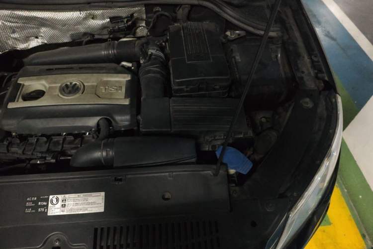 Used Volkswagen Tiguan 2012 2.0 TSI Automatic All-Wheel Drive Flagship Edition Engine Bay Left