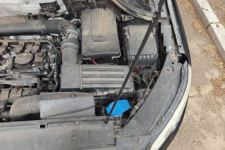 Used Volkswagen Tiguan 2012 1.8TSI Automatic Two-Wheel Drive Trend Edition Engine Bay Left