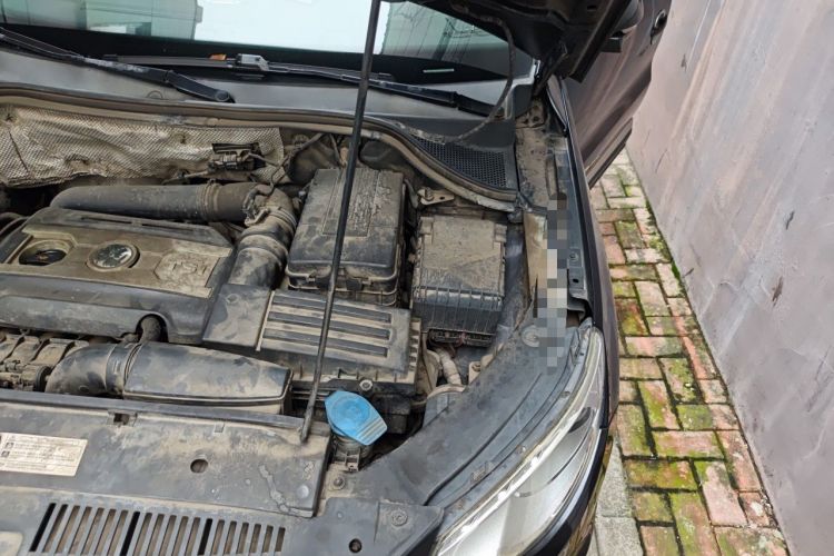 Used Volkswagen Tiguan 2012 1.8TSI Automatic All-Wheel Drive Elite Edition Engine Bay Left