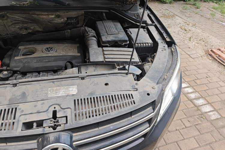 Used Volkswagen Tiguan 2012 1.8TSI Manual Two-Wheel Drive Urban Edition Engine Bay Left