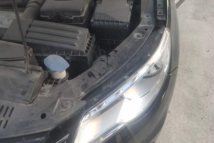Used Volkswagen Tiguan 2012 1.8TSI Automatic Two-Wheel Drive Elite Edition Engine Bay Left