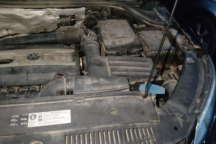 Used Volkswagen Tiguan 2012 1.8TSI Automatic All-Wheel Drive Elite Edition Engine Bay Left