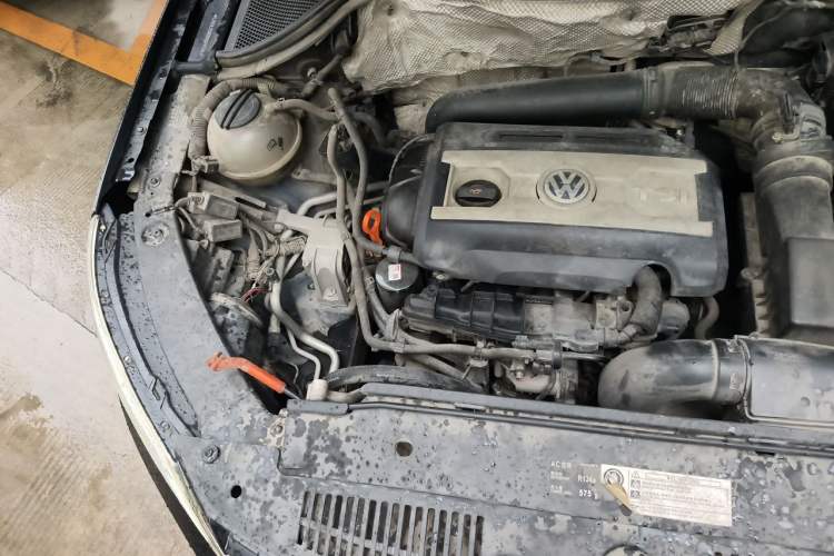 Used Volkswagen Tiguan 2012 1.8TSI Automatic Two-Wheel Drive Trend Edition Engine Bay Right