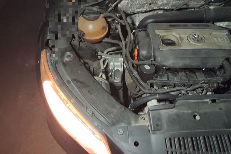 Used Volkswagen Tiguan 2012 1.8TSI Manual Two-Wheel Drive Urban Edition Engine Bay Right