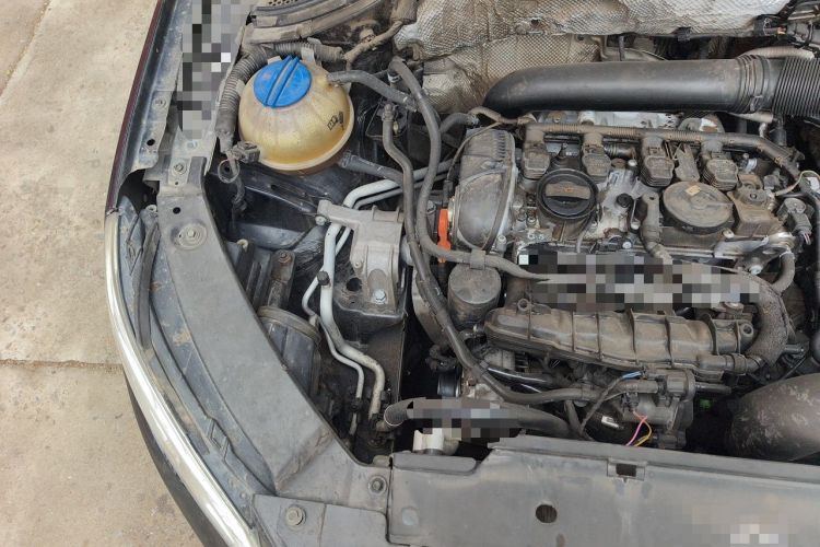 Used Volkswagen Tiguan 2012 1.8TSI Automatic Two-Wheel Drive Trend Edition Engine Bay Right