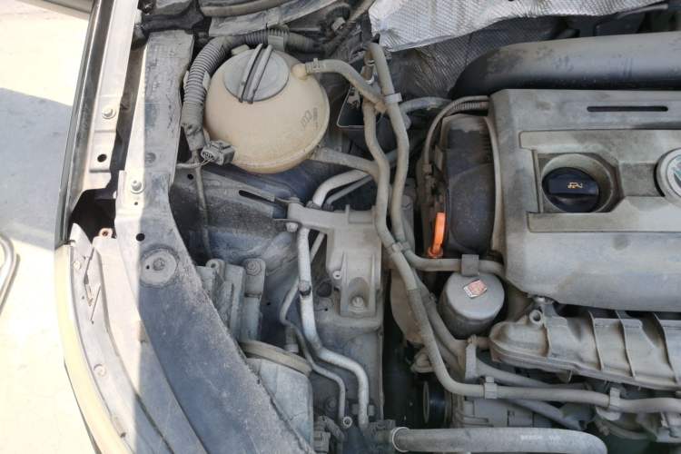 Used Volkswagen Tiguan 2012 1.8TSI Automatic Two-Wheel Drive Urban Edition Engine Bay Right
