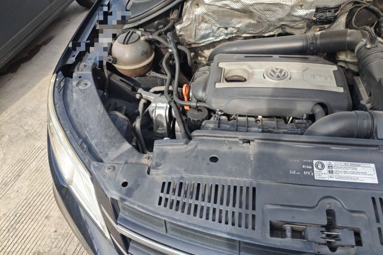 Used Volkswagen Tiguan 2012 1.8TSI Automatic Two-Wheel Drive Urban Edition Engine Bay Right