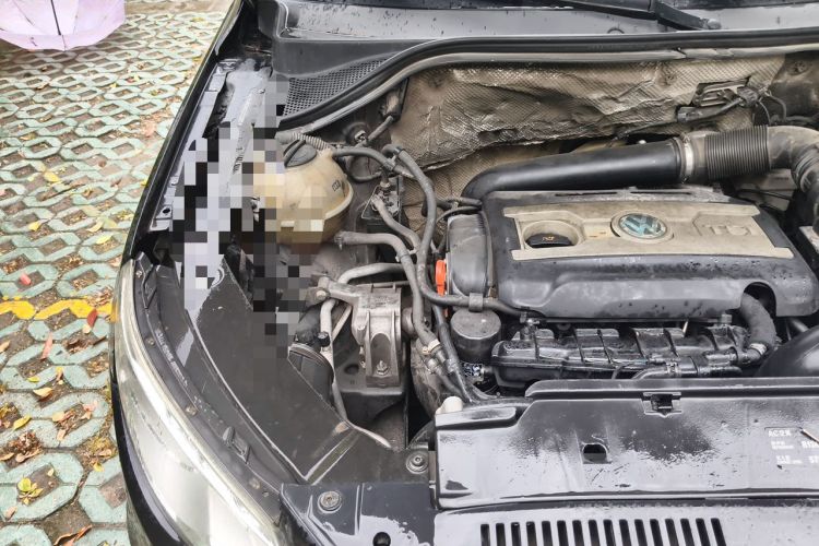 Used Volkswagen Tiguan 2012 1.8TSI Automatic All-Wheel Drive Elite Edition Engine Bay Right